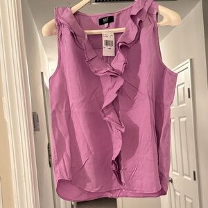 Kut from the Kloth Sleeveless Ruffled Lilac Blouse